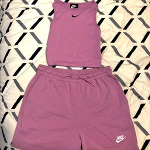 Nike lavender/purple tank top shorts set 👏